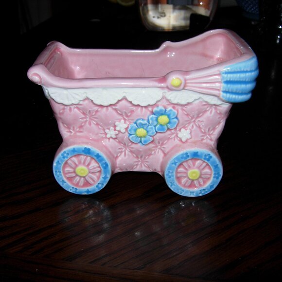 VINTAGE Lefton Pink Baby Carriage Planter 03716 - Picture 3 of 7